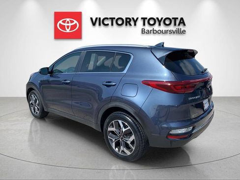 Used 2021 Kia Sportage EX AWD/4WD image 3