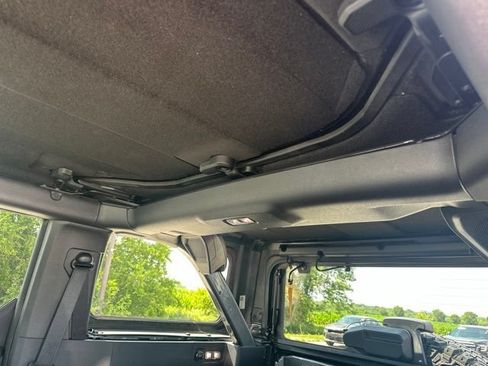 Used 2024 Ford Bronco Wildtrak AWD/4WD image 59