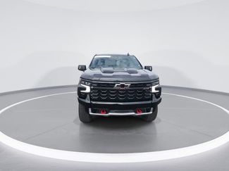 Used 2023 Chevrolet Silverado 1500 ZR2 w/ Technology Package AWD/4WD video 3