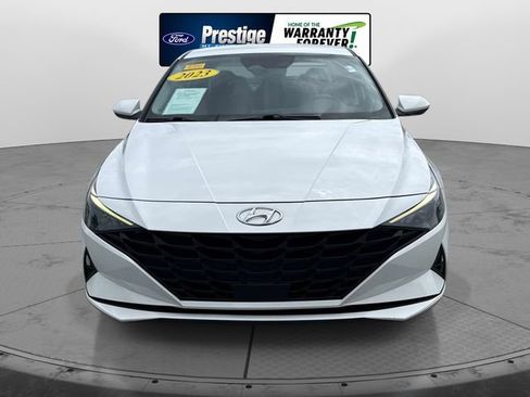 Used 2023 Hyundai Elantra SEL w/ Convenience Package FWD image 9
