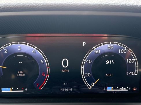 Used 2024 Jeep Wagoneer Series II AWD/4WD image 8