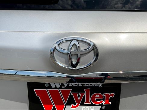 Used 2010 Toyota RAV4 Sport w/ Sport Appearance Pkg AWD/4WD image 22