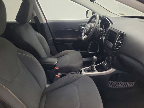 Used 2019 Jeep Compass Sport image 21