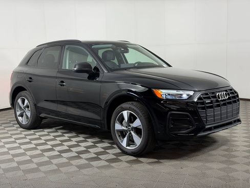 Certified 2025 Audi Q5 2.0T Premium w/ Convenience Plus Package AWD/4WD image 7