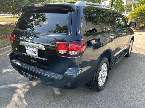 Used 2018 Toyota Sequoia Platinum AWD/4WD image 10