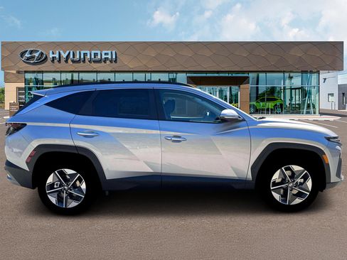 New 2026 Hyundai Tucson SEL image 9