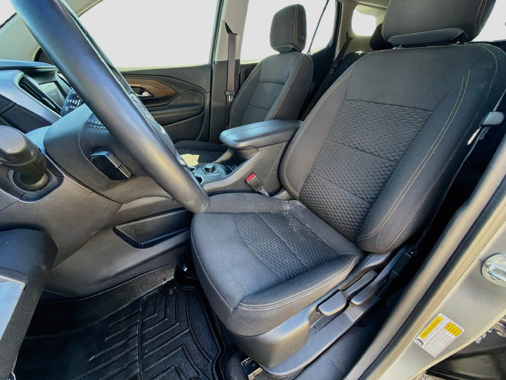 Used 2021 GMC Terrain SLE FWD image 21