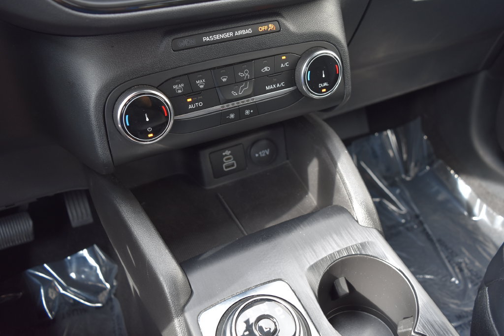 Used 2025 Ford Escape ST-Line AWD/4WD image 18