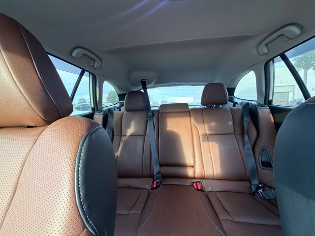 Used 2023 Subaru Outback Touring XT AWD/4WD image 9