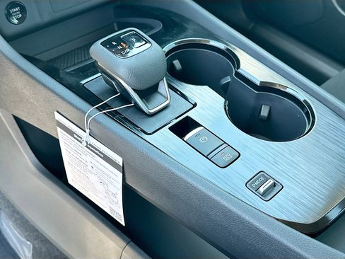 New 2025 Nissan Rogue S image 11