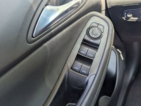 Used 2023 Buick Encore GX Preferred w/ Cold Weather Comfort Package image 34