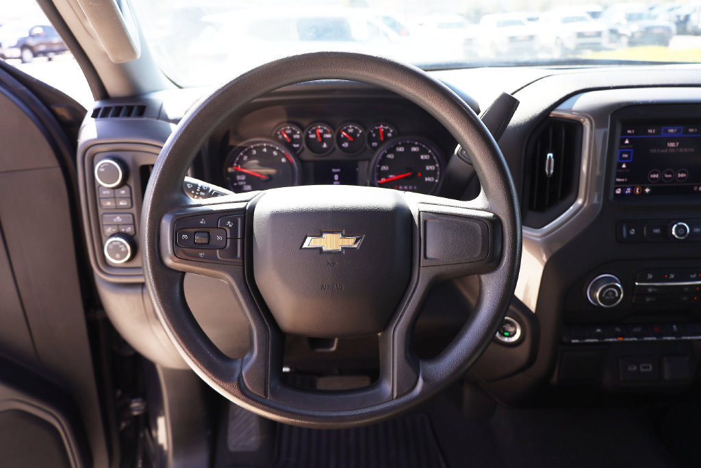 Used 2022 Chevrolet Silverado 1500 Custom AWD/4WD image 13