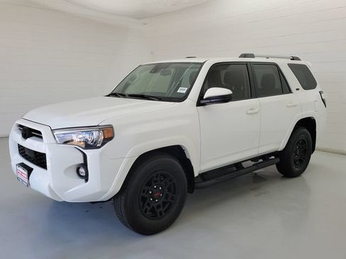 Used 2024 Toyota 4Runner SR5 RWD image 1