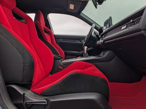 Used 2024 Honda Civic Type R image 16