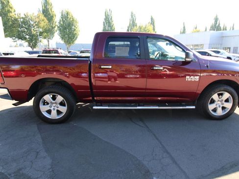 Used 2017 RAM 1500 Big Horn image 9