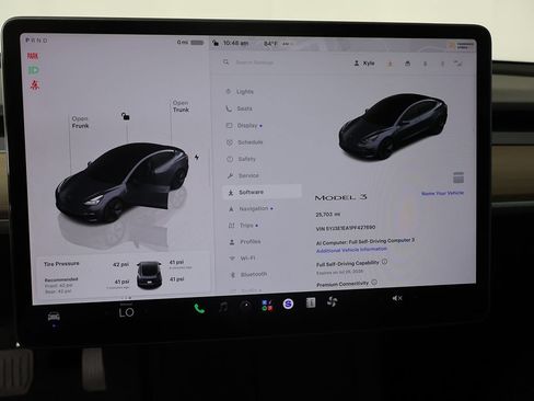 Used 2023 Tesla Model 3 Standard Range RWD image 4