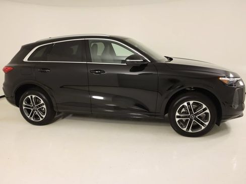Certified 2025 Audi Q5 Premium w/ Premium Plus AWD/4WD image 6