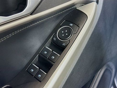 Certified 2021 Ford Explorer XLT w/ Equipment Group 202A image 8