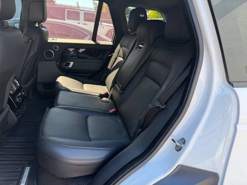 Used 2020 Land Rover Range Rover HSE AWD/4WD image 12