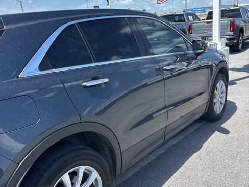Used 2021 Cadillac XT4 Luxury FWD image 11