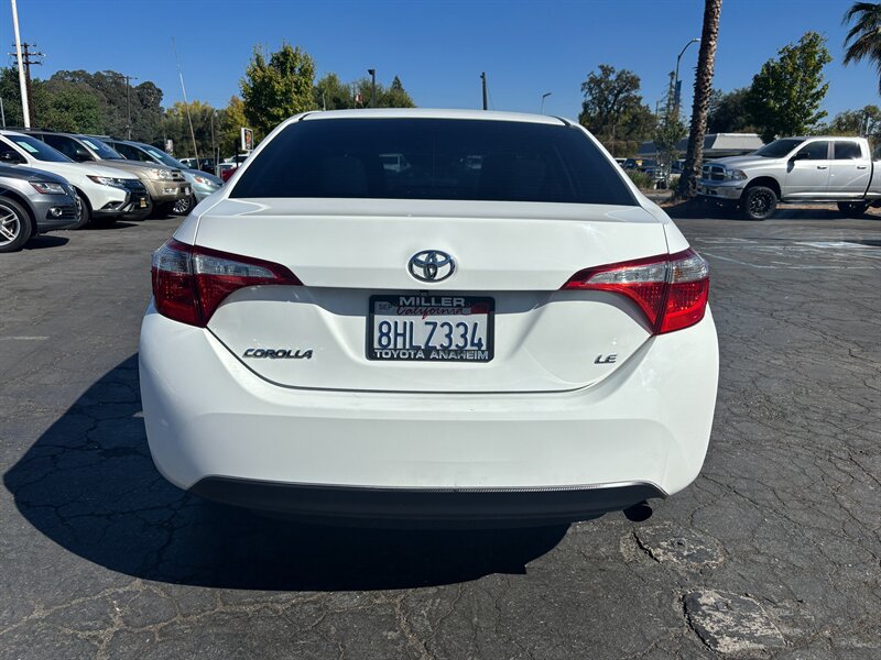 Used 2016 Toyota Corolla LE FWD image 5