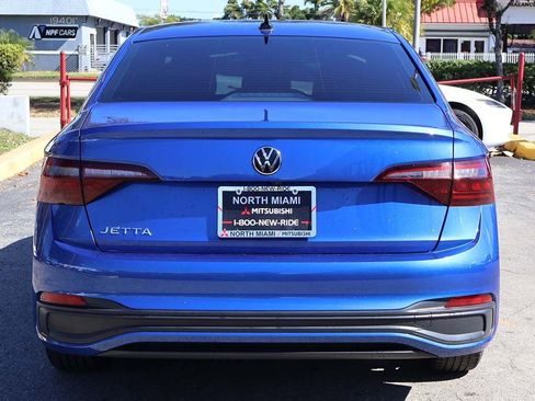 Used 2024 Volkswagen Jetta Sport image 11