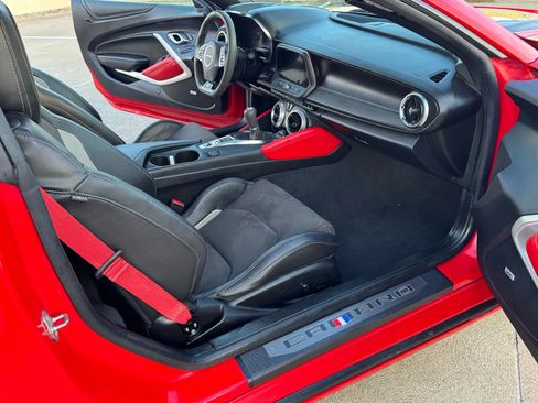 Used 2022 Chevrolet Camaro SS image 57