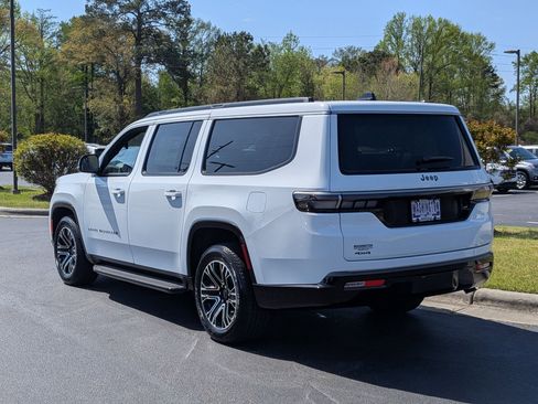 New 2026 Jeep Grand Wagoneer L 4WD image 7
