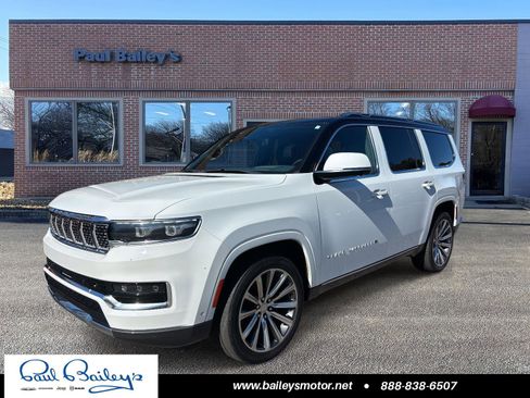 Used 2022 Jeep Grand Wagoneer Series II w/ Convenience Group III image 1