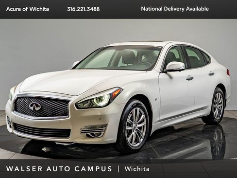 Used 2015 INFINITI Q70 3.7 w/ Deluxe Touring Package AWD/4WD image 1