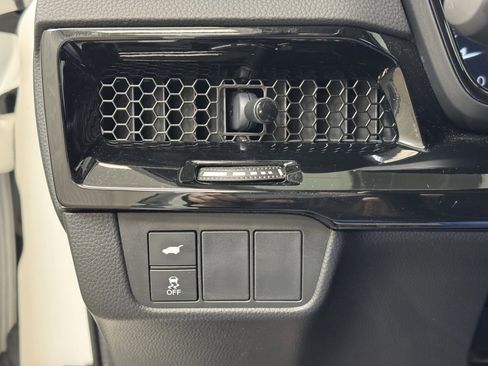 Used 2025 Honda CR-V EX-L image 30