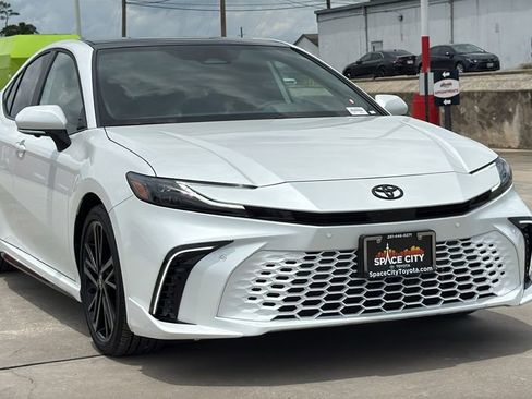 Certified 2026 Toyota Camry XSE w/ Premium Plus Package FWD image 7