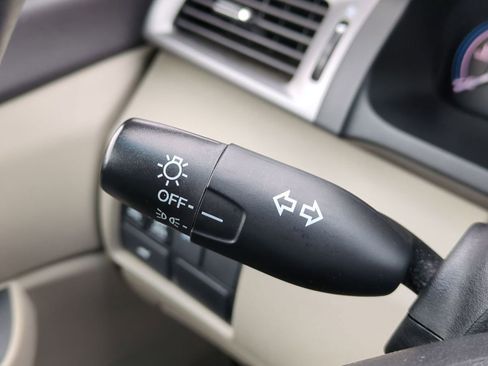 Used 2012 Honda Odyssey EX-L image 24