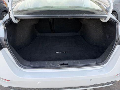 Used 2025 Nissan Sentra SV image 29