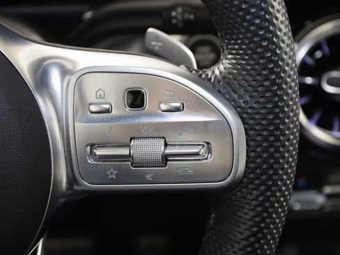 Used 2022 Mercedes-Benz GLB 35 AMG 4MATIC image 43