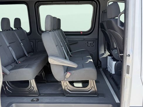 Used 2025 Mercedes-Benz Sprinter 2500 image 30