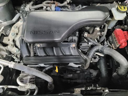 Used 2018 Nissan Rogue Sport S AWD/4WD image 30