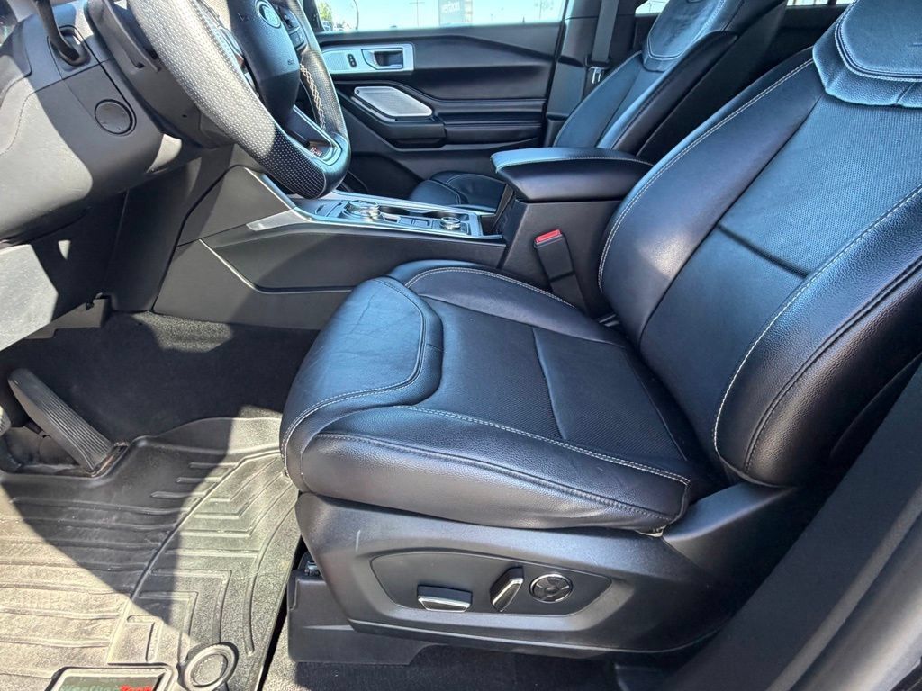 Used 2020 Ford Explorer ST w/ Premium Technology Package AWD/4WD image 11