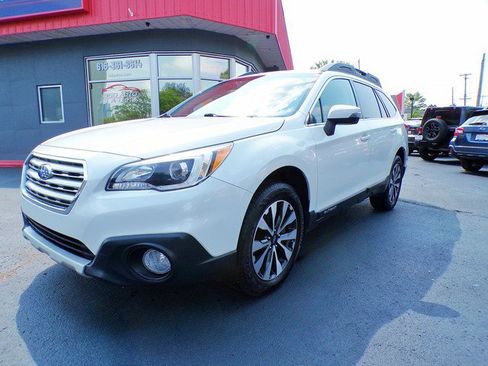 Used 2017 Subaru Outback 2.5i Limited AWD/4WD image 6