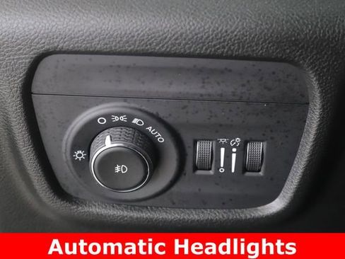 Used 2022 Jeep Grand Cherokee L Limited image 21