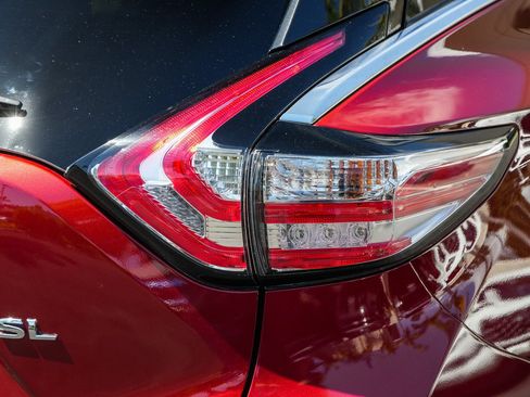 Used 2018 Nissan Murano SL w/ Cargo Package FWD image 7