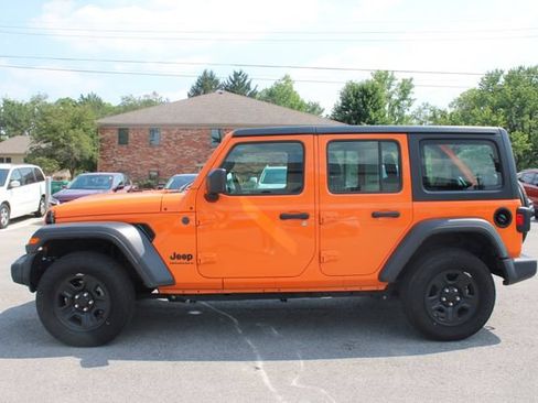 Used 2025 Jeep Wrangler Unlimited Sport AWD/4WD image 5
