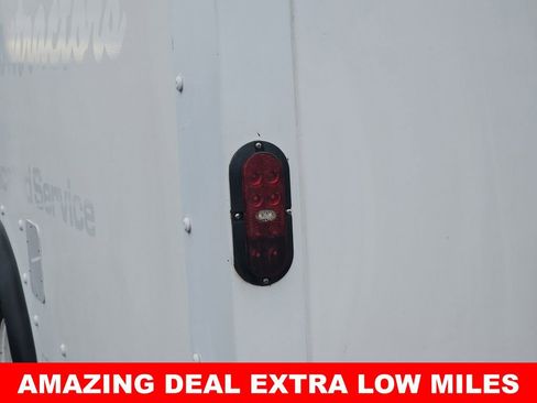 Used 2019 Ford E-450 and Econoline 450 Super Duty w/ Power Windows & Locks Group image 38