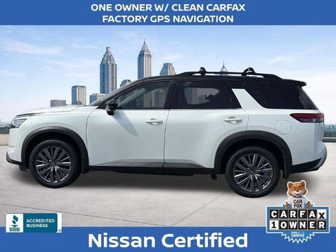 Certified 2024 Nissan Pathfinder SL w/ SL Premium Package FWD image 2