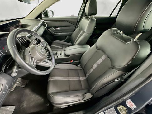 Used 2025 MAZDA CX-50 AWD 2.5 S w/ Premium Package image 13