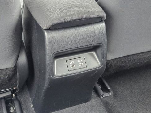 Used 2023 Toyota Corolla LE image 14