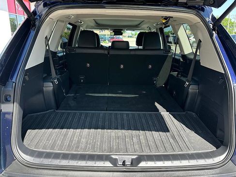 Certified 2024 Toyota Grand Highlander AWD image 9