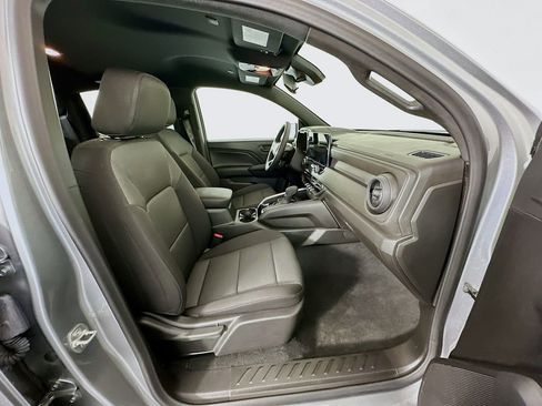 Used 2025 Chevrolet Colorado W/T w/ WT Convenience Package II image 28