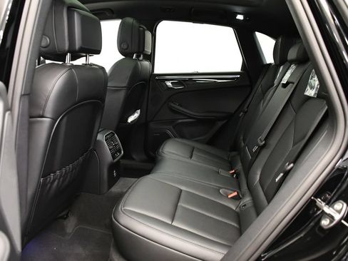 Certified 2026 Porsche Macan AWD/4WD image 46