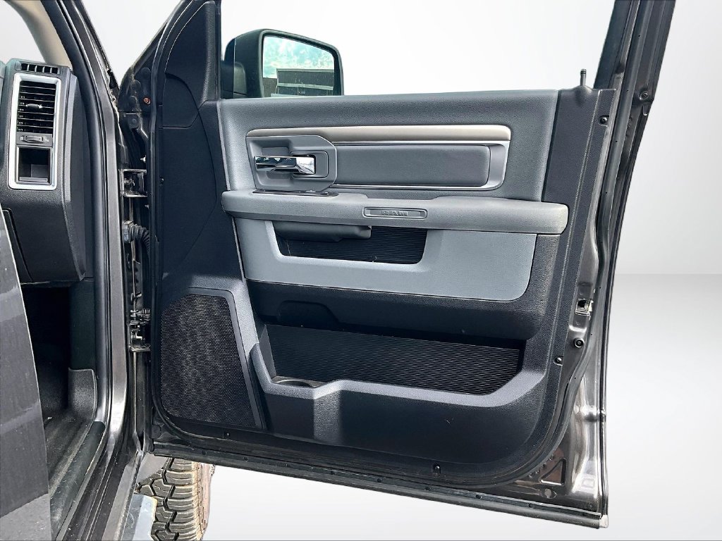 Used 2018 RAM 1500 Big Horn AWD/4WD image 25